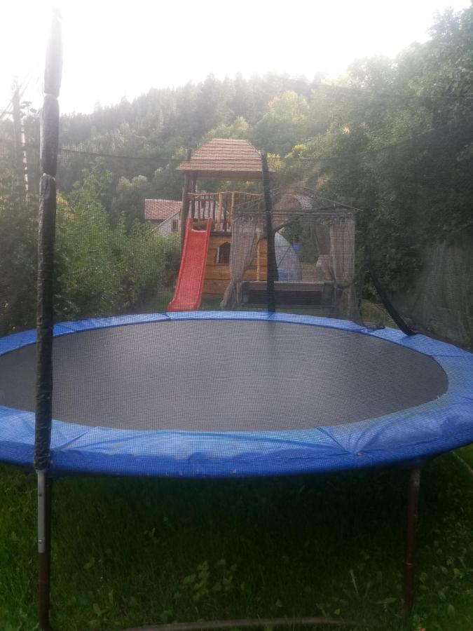 Penzion Apartmany Becov Becov nad Teplou Luaran gambar