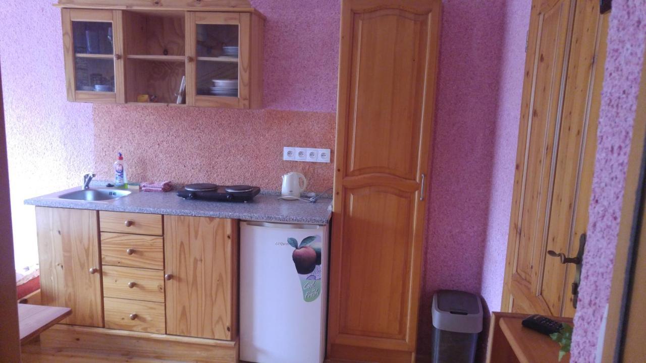 Penzion Apartmany Becov Becov nad Teplou Luaran gambar