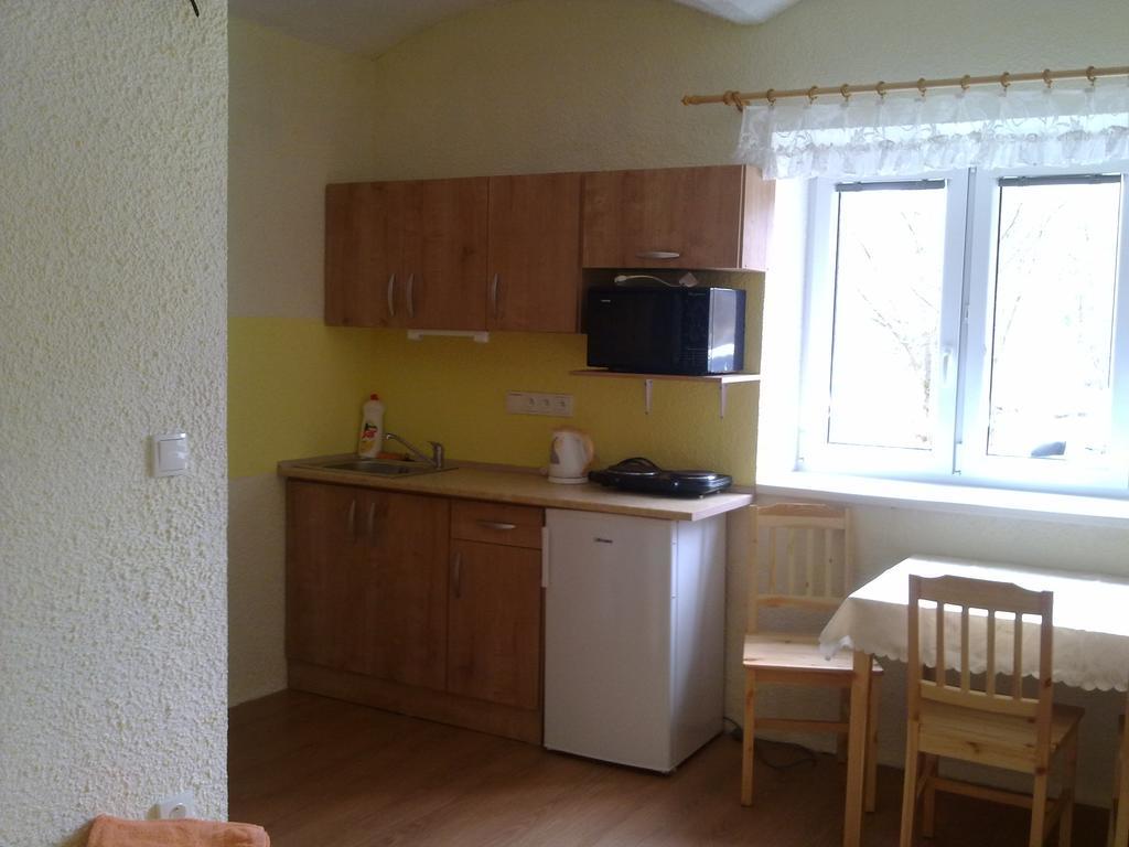 Penzion Apartmany Becov Becov nad Teplou Luaran gambar