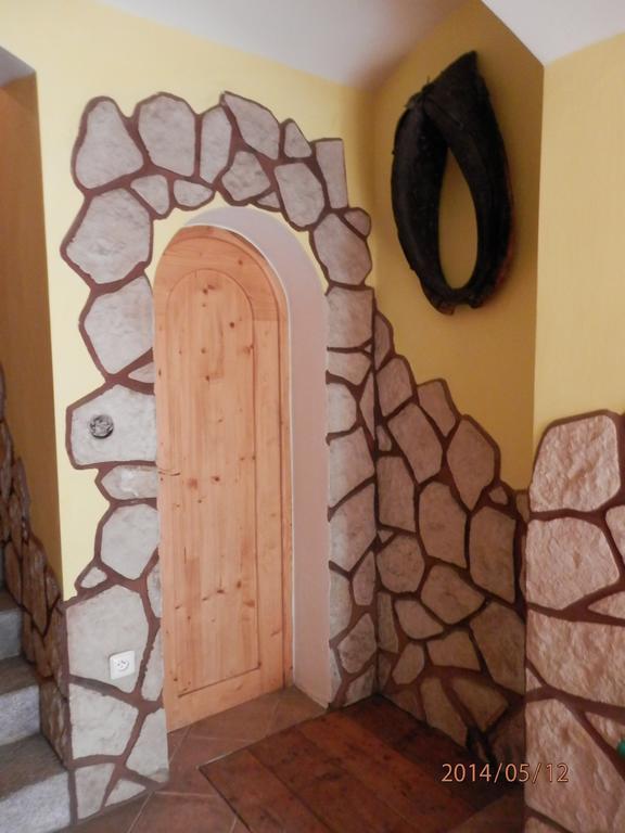 Penzion Apartmany Becov Becov nad Teplou Luaran gambar